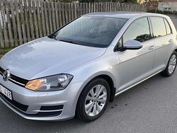 Silver Begagnad 2013 VW Golf VII Halvkombi | 74 000 kr (Marknadspris)