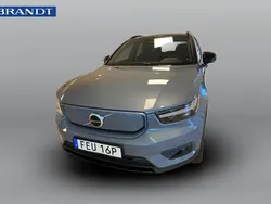 Grå Begagnad 2022 Volvo XC40 Plus SUV | 369 900 kr