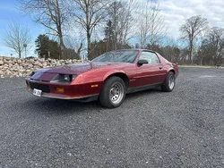 Mörkröd Begagnad 1987 Chevrolet Camaro Halvkombi | 49 000 kr