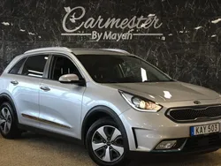 Grå Begagnad 2018 Kia Niro Advance SUV | 159 990 kr (Marknadspris)