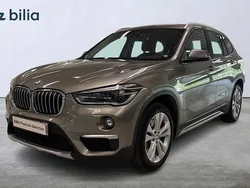 Silver Begagnad 2016 BMW X1 xLine SUV | 244 900 kr (Marknadspris)