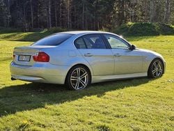 Grå Begagnad 2006 BMW 325 Sedan | 43 000 kr (Bra pris)