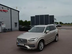 Ljusbrun (brun) Begagnad 2016 Volvo XC90 Inscription SUV | 249 900 kr (Marknadspris)