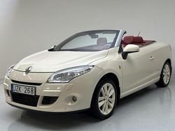 Vit Begagnad 2012 Renault Mégane III Floride Cab | 99 000 kr