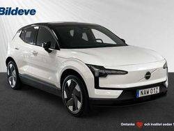 Vit Begagnad 2024 Volvo EX30 Plus SUV | 384 900 kr (Marknadspris)