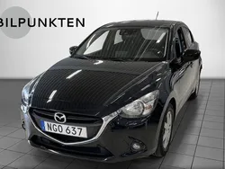 Svart Begagnad 2016 Mazda 2 Vision Halvkombi | 124 900 kr (Lite dyr)