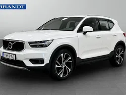 Vit Begagnad 2019 Volvo XC40 Momentum SUV | 279 900 kr (Bra pris)