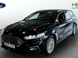Svart (black) Begagnad 2022 Ford Mondeo Titanium Kombi | 259 900 kr (Marknadspris)