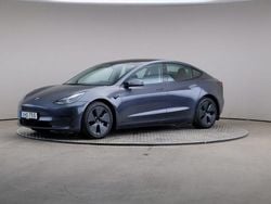 Grå Begagnad 2021 Tesla Model 3 Long Range AWD Sedan | 265 000 kr (Marknadspris)