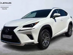 Vit Begagnad 2019 Lexus NX300h SUV | 309 000 kr