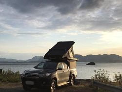 Grå Begagnad 2016 Toyota HiLux Pickup | 375 000 kr (Dyr)