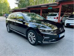 Svart Begagnad 2020 VW Passat Executive Kombi | 225 000 kr (Marknadspris)