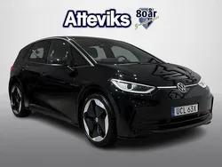 Svart Begagnad 2024 VW ID.3 Pro Halvkombi | 419 900 kr