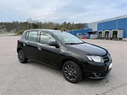 Svart Begagnad 2014 Dacia Sandero Halvkombi | 42 000 kr (Bra pris)