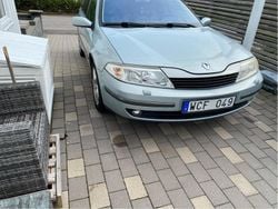 Grå Begagnad 2004 Renault Laguna GrandTour Expression Kombi | 25 900 kr (Marknadspris)