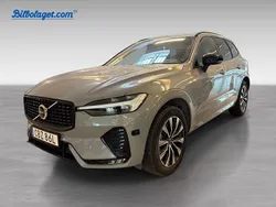 Grå Begagnad 2024 Volvo XC60 Plus SUV | 554 900 kr (Dyr)