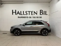 Grå Begagnad 2023 Kia e-Niro Advance SUV | 299 900 kr (Lite dyr)