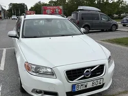 Vit Begagnad 2011 Volvo V70 R-Design Kombi | 65 000 kr (Bra pris)