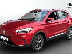 Röd (red) Begagnad 2021 MG ZS Luxury Sedan | 249 900 kr (Bra pris)