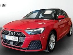 Röd (misanoröd pärleffekt) Begagnad 2022 Audi A1 Proline Halvkombi | 214 000 kr (Marknadspris)