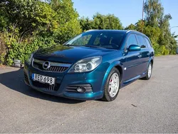 Blå Begagnad 2008 Opel Vectra Kombi | 29 900 kr