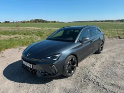 Mörkgrå (grå) Ny 2025 Cupra Leon Kombi | 379 900 kr (Marknadspris)