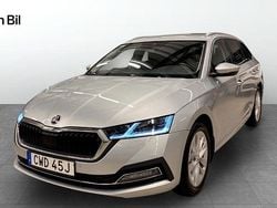 Grå Begagnad 2022 Skoda Octavia Style Kombi | 259 900 kr (Marknadspris)