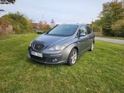 Mörkgrå Begagnad 2013 Seat Altea XL Minibuss | 39 900 kr (Bra pris)