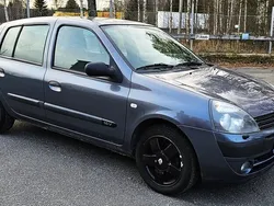 Blå Begagnad 2006 Renault Clio R.S. Authentique Halvkombi | 19 900 kr (Marknadspris)