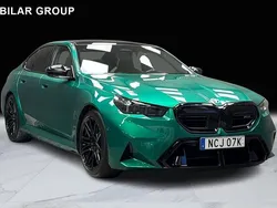 Grön Begagnad 2024 BMW M5 Comfort Edition Sedan | 1 599 000 kr