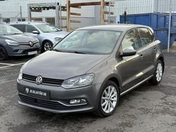 Mörkgrå (grå) Begagnad 2015 VW Polo Halvkombi | 139 700 kr (Marknadspris)