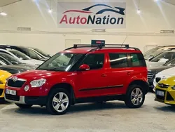 Röd Begagnad 2010 Skoda Yeti Experience SUV | 54 900 kr (Marknadspris)