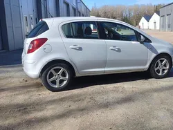 Vit Begagnad 2011 Opel Corsa Enjoy Halvkombi | 50 000 kr (Marknadspris)