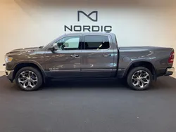 Grå Begagnad 2019 Dodge Ram Limited Pickup | 579 900 kr (Superpris)