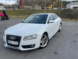 Vit Begagnad 2011 Audi A5 Sportback Comfort Halvkombi | 129 000 kr (Marknadspris)