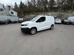 Vit Begagnad 2022 Peugeot Partner Minibuss | 249 900 kr (Dyr)