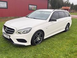 Vit Begagnad 2015 Mercedes E220 AMG Kombi | 169 500 kr (Dyr)