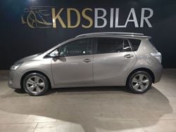 Brun Begagnad 2014 Toyota Verso Edition Minibuss | 125 000 kr (Marknadspris)