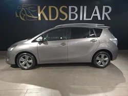 Brun Begagnad 2014 Toyota Verso Edition Minibuss | 135 000 kr (Lite dyr)