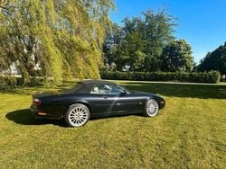 Svart Begagnad 2003 Jaguar XKR Cab | 329 000 kr