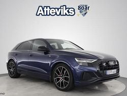 Navarrablå metallic Begagnad 2019 Audi Q8 S-Line SUV | 579 900 kr (Marknadspris)