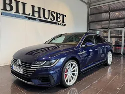 Mörkblå Begagnad 2017 VW Arteon GTS Halvkombi | 259 900 kr (Lite dyr)
