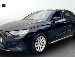 Brilliantsvart Begagnad 2023 Audi A3 Proline Halvkombi | 259 000 kr (Marknadspris)