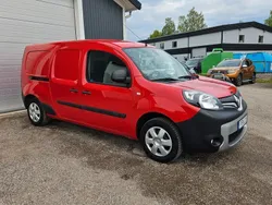 Röd Begagnad 2017 Renault Kangoo Minibuss | 89 000 kr (Marknadspris)