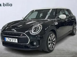 Svart Begagnad 2022 Mini Clubman Kombi | 304 900 kr (Marknadspris)