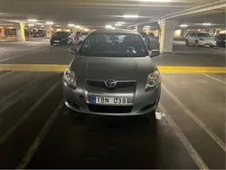 Grå Begagnad 2009 Toyota Auris Halvkombi | 42 500 kr (Bra pris)