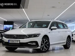 Vit Begagnad 2021 VW Passat R-line Kombi | 279 900 kr (Marknadspris)