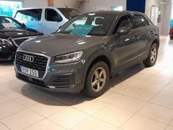 Grå Begagnad 2016 Audi Q2 SUV | 189 900 kr (Marknadspris)