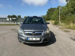 Grå Begagnad 2006 Opel Zafira Minibuss | 19 000 kr (Marknadspris)