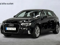 Svart Begagnad 2018 Audi A3 Sportback Sport Halvkombi | 149 900 kr (Marknadspris)